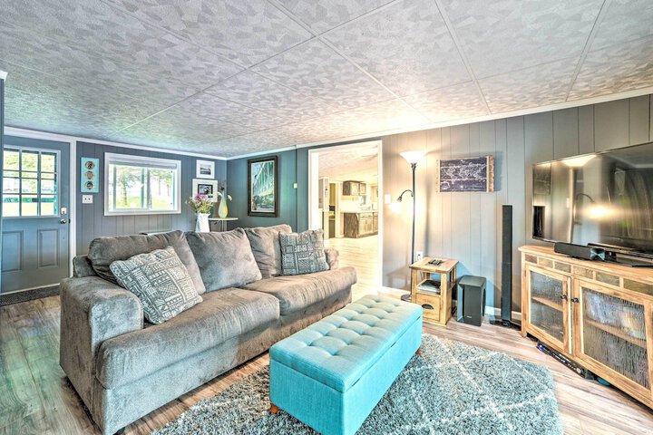 Riverfront Home w / Dock 6 Mi to Cheboygan!