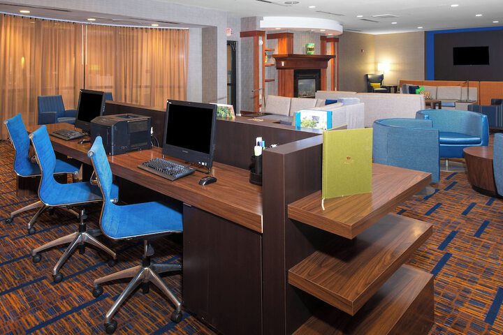 Courtyard by Marriott Charlotte Gastonia