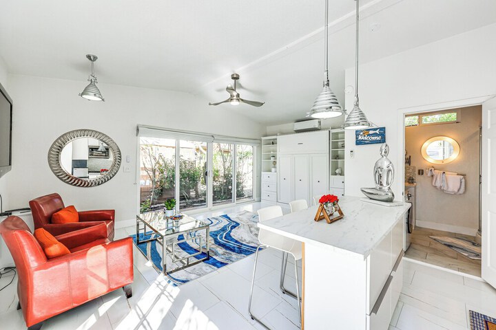 Golf Shop & Hike: Sleek Rancho Mirage Studio