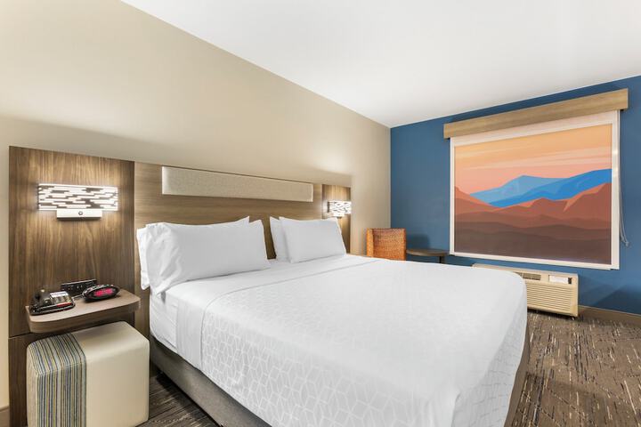 Holiday Inn Express Hotel & Suites Belgrade by IHG