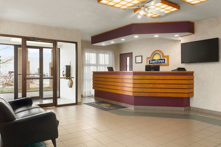 Hotel Interior 6 of 25