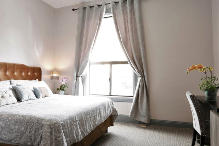 Room 19 of 48