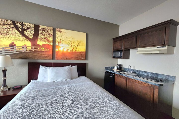 Days Inn by Wyndham Kemah