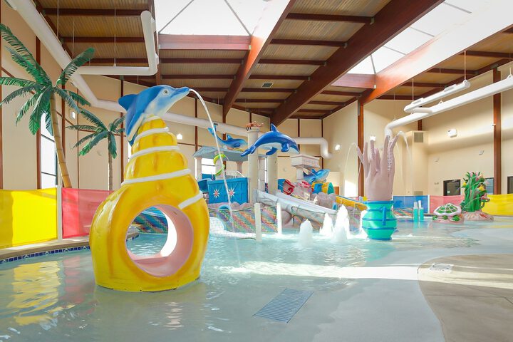 Grand Marquis Waterpark Hotel & Suites