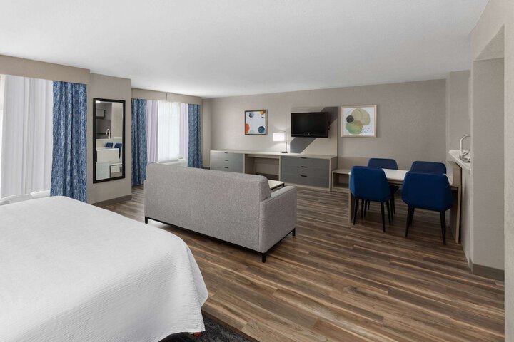 Wingate by Wyndham Sulphur Near Lake Charles