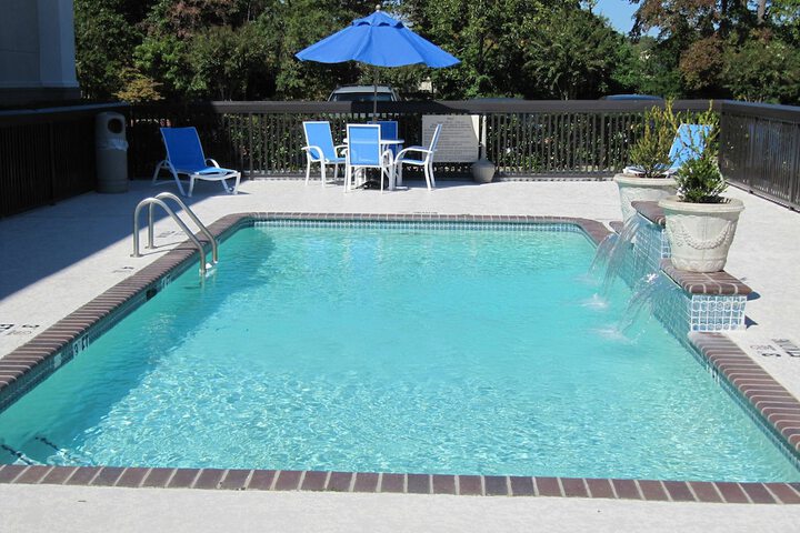 Pool 7 of 37