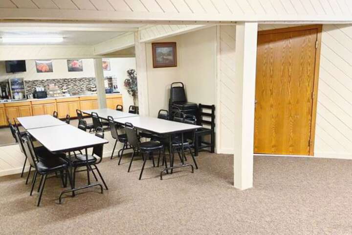 Burke Inn Motel & Suites