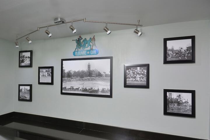 Hotel Interior 19 of 40