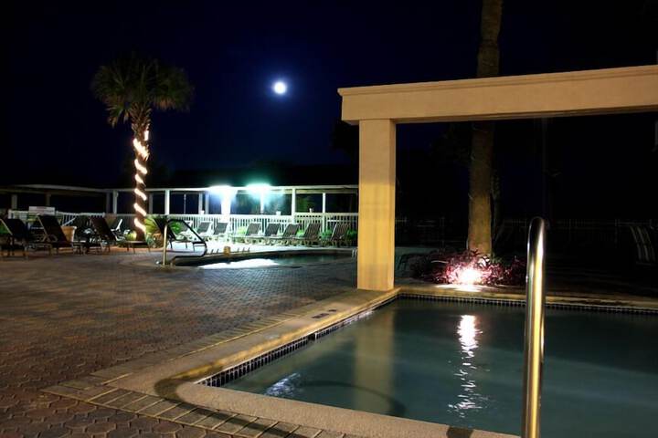 Pool 8 of 90