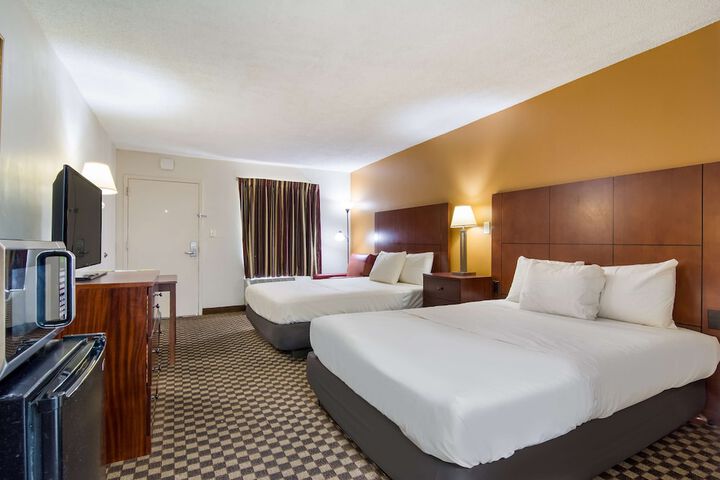 Room 11 of 21