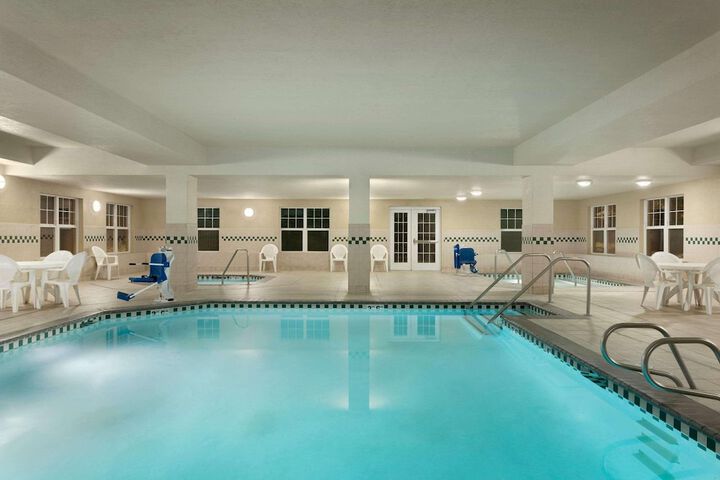Pool 4 of 17