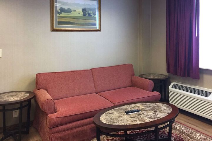 Room 17 of 49