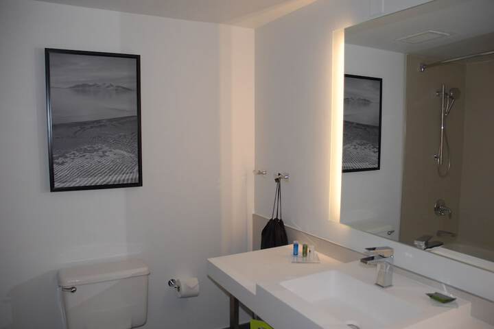 Room 14 of 89