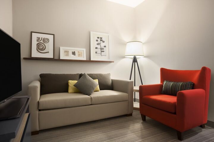 Room 4 of 24