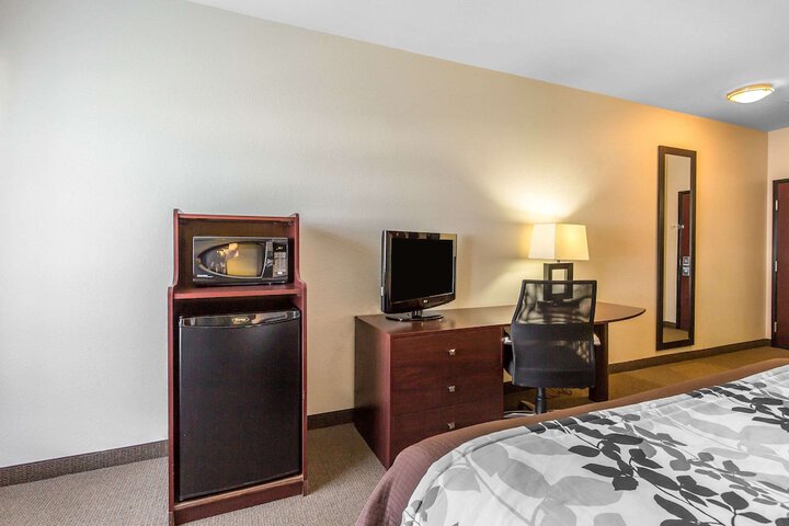Room 15 of 35