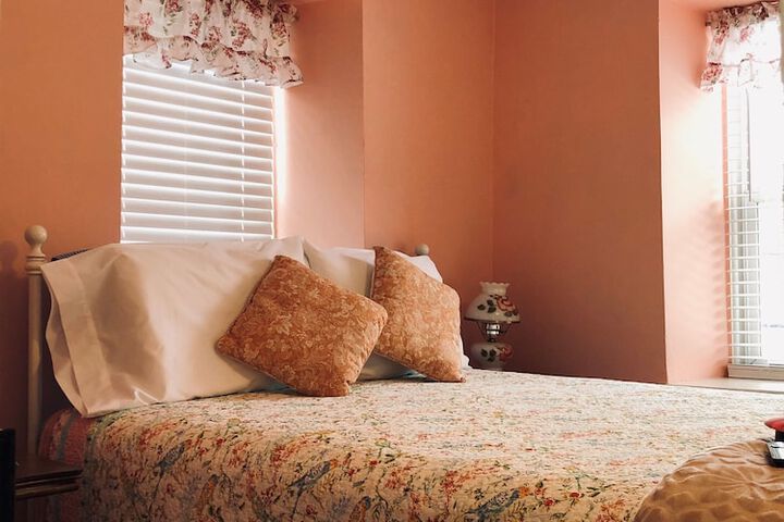 Room 22 of 33