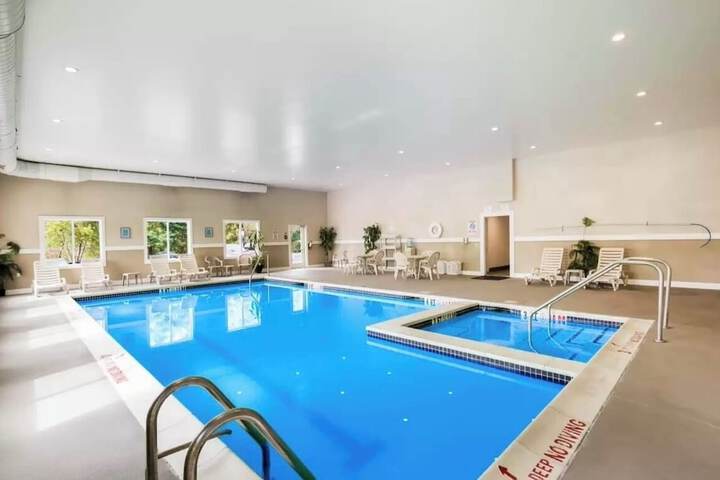 Sleep Inn & Suites Dunmore