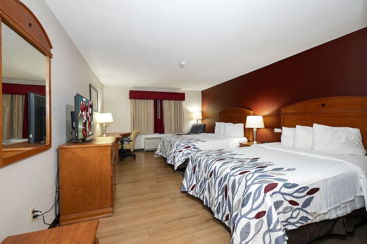 Room 9 of 23