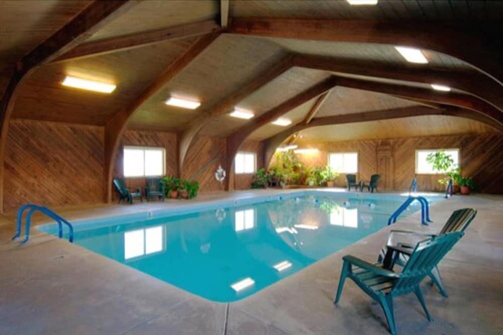 Pool 10 of 81