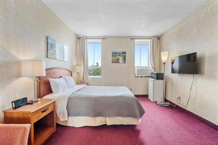 Room 58 of 68