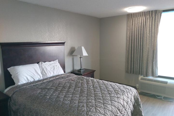 Room 11 of 31