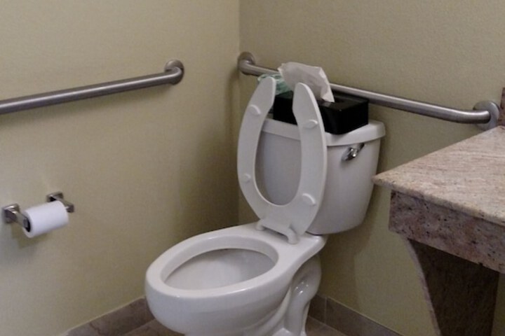 Holiday Inn Express Hotel & Suites PERRY by IHG