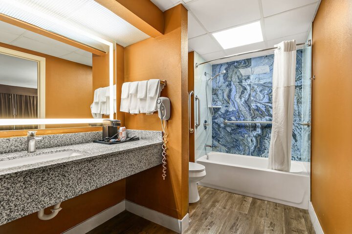 Room 50 of 60