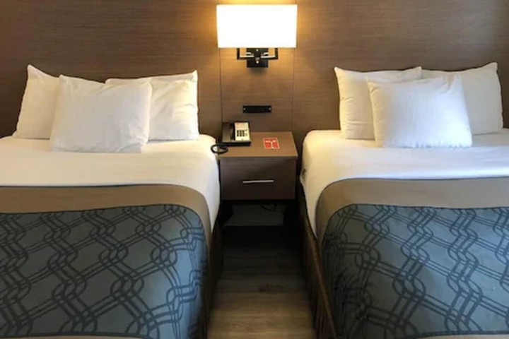 Room 38 of 40