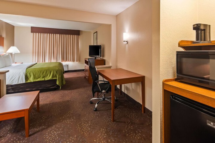 Room 7 of 17