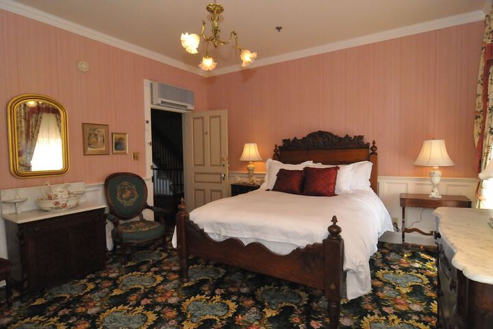 Room 21 of 138