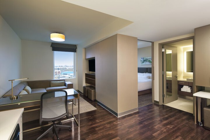 Room 18 of 29