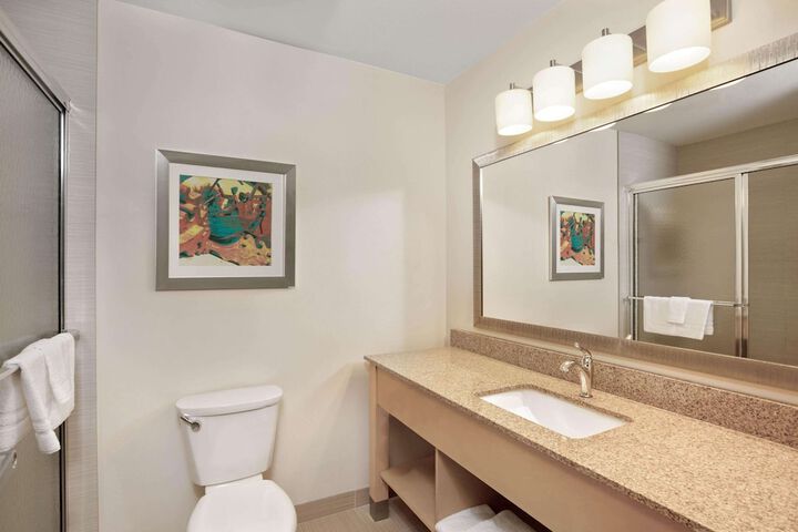 Room 33 of 52
