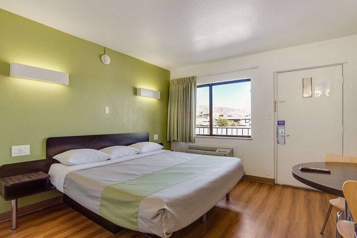 Room 29 of 39