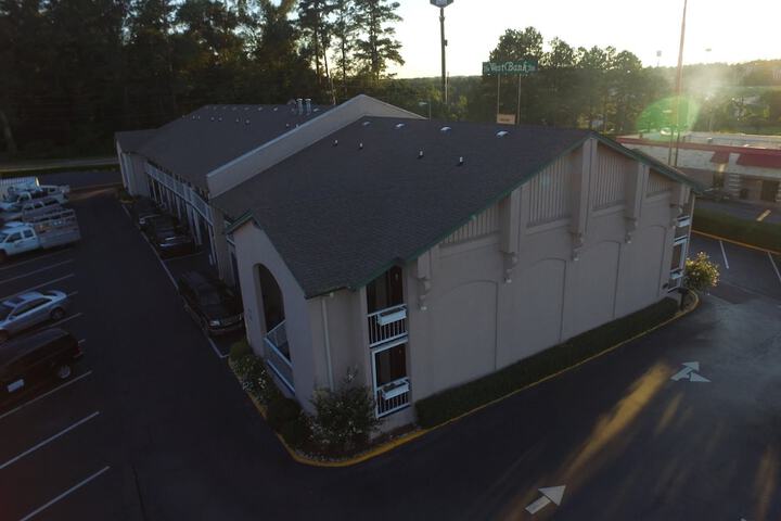 Hotel 2 of 48