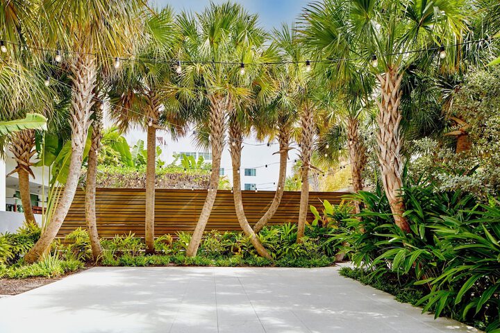 The Sarasota Modern a Tribute Portfolio Hotel