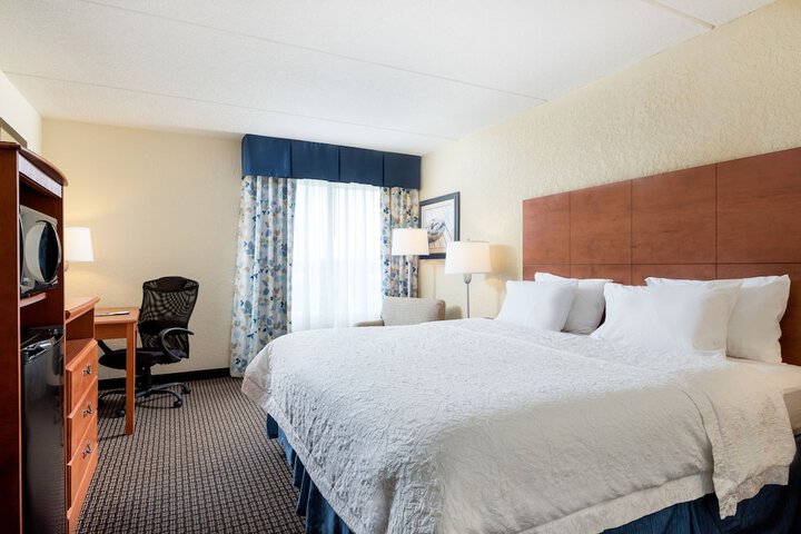Room 15 of 26
