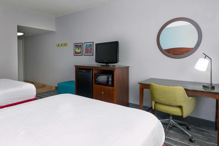 Room 15 of 33