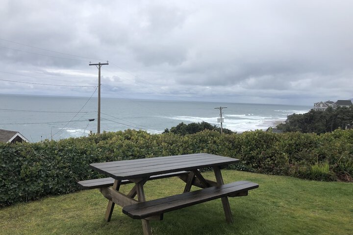 Ester Lee Oceanview Inn