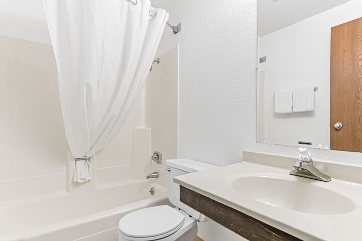 Room 15 of 20