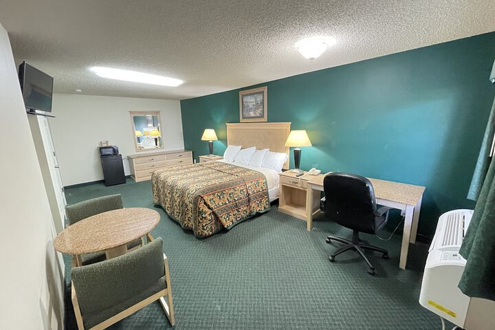 Room 51 of 62
