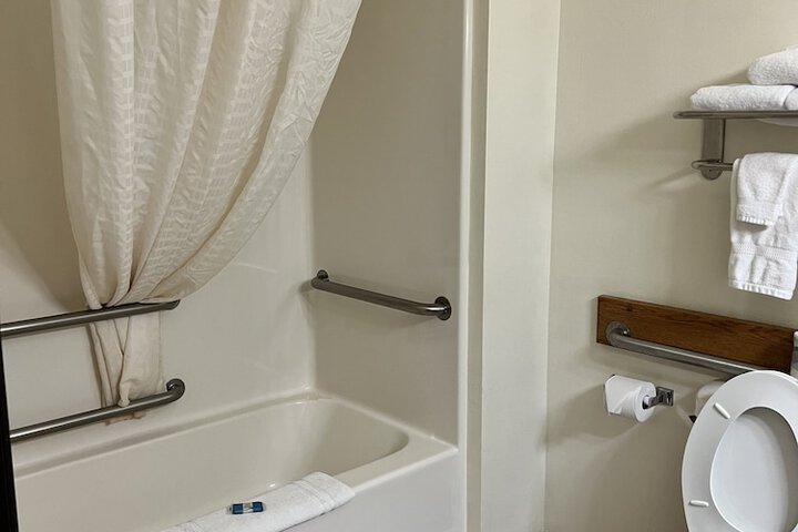 Serena Inn & Suites - Sundance