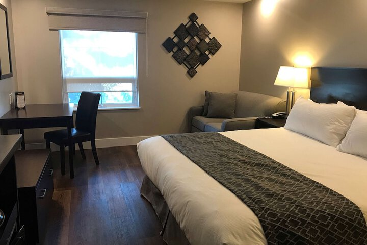 Room 36 of 62