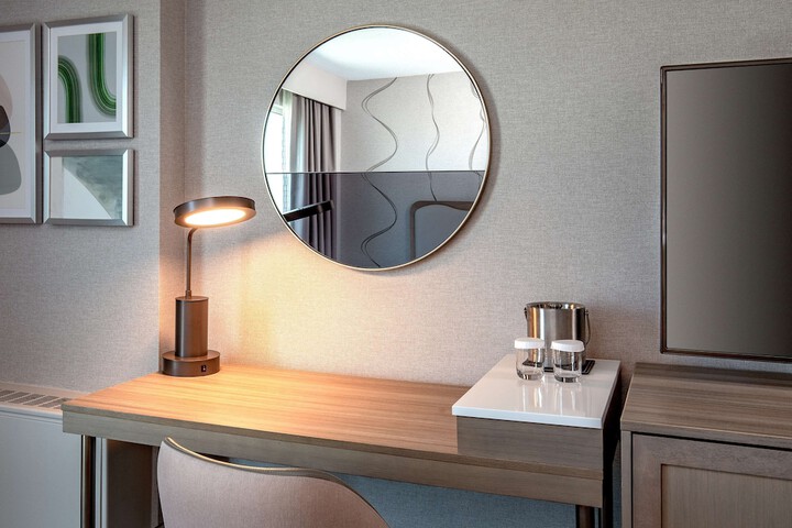 DoubleTree by Hilton Chicago - North Shore Conference Center