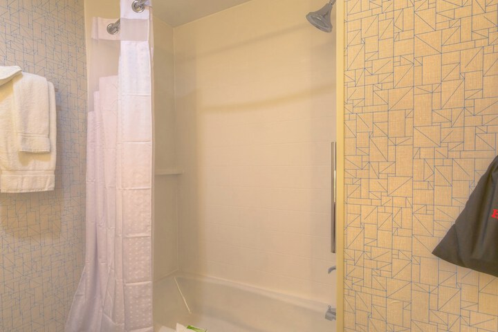 Room 41 of 62