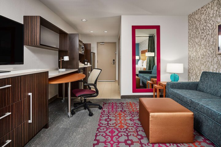 Room 14 of 27