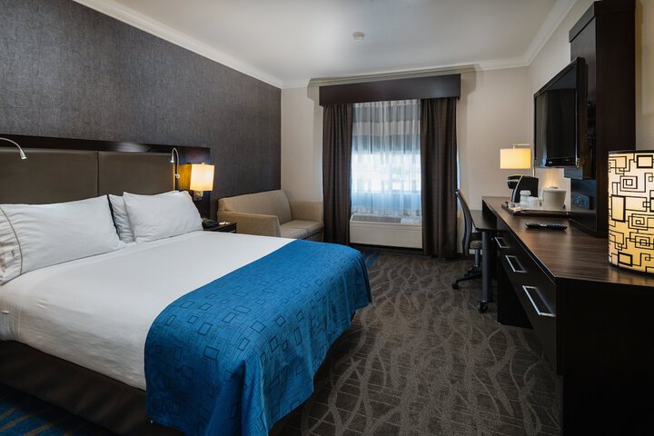 Room 30 of 71