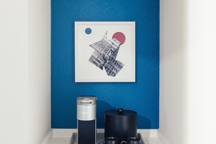Room 17 of 44