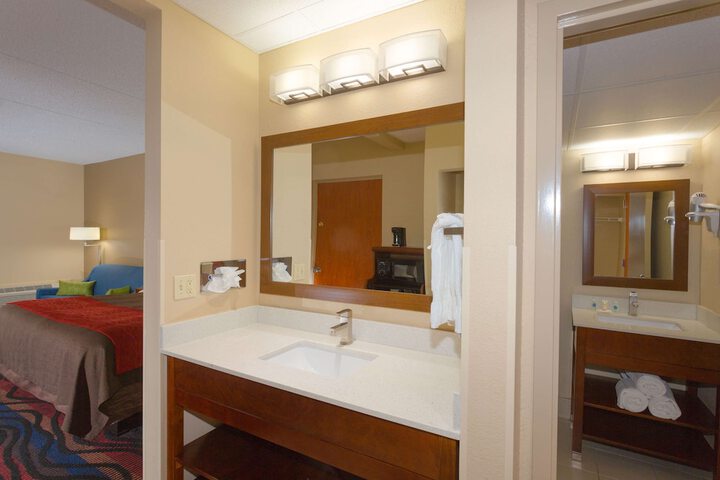 Baymont by Wyndham Bonita Springs Naples North