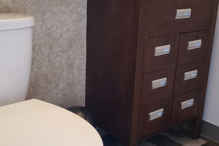 Room 6 of 20
