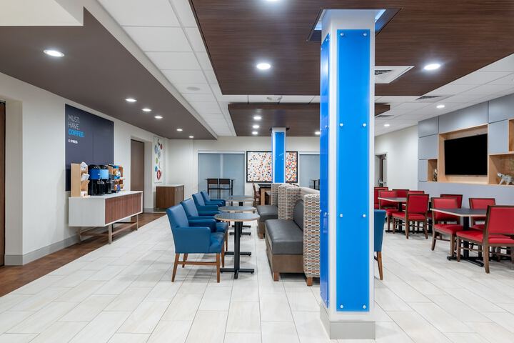 Holiday Inn Express & Suites Punta Gorda by IHG